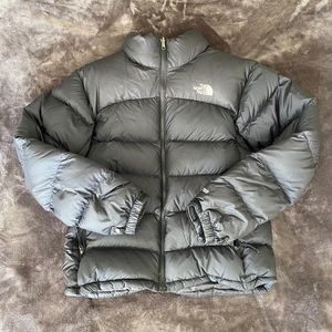 THE NORTH FACE PUFFER JACKET
